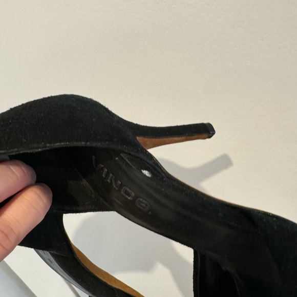 Vince Celeste D'Orsay Suede Pumps size 6, 36, Black - Picture 5 of 6